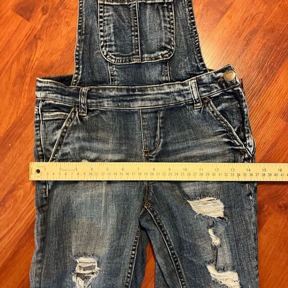 Dollhouse  Denim Distressed Overalls Jumper Size 1. - Picture 12 of 13